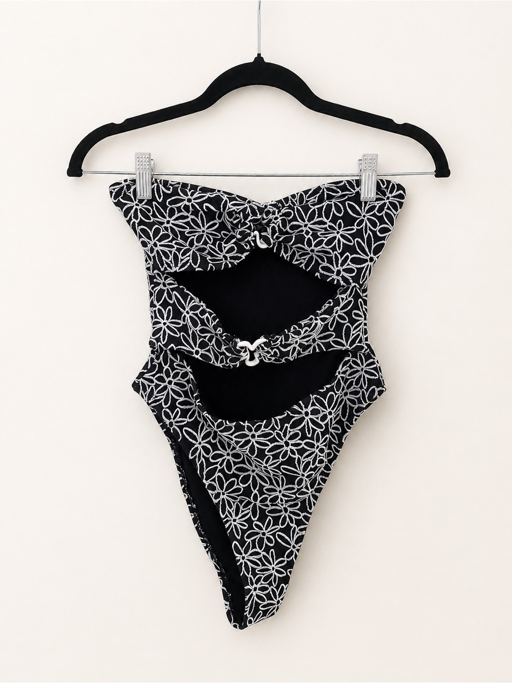 NASTYGAL Floral Cutout Bandeau One-Piece Swimsuit 6 & Trader Joe’s Canvas Tote